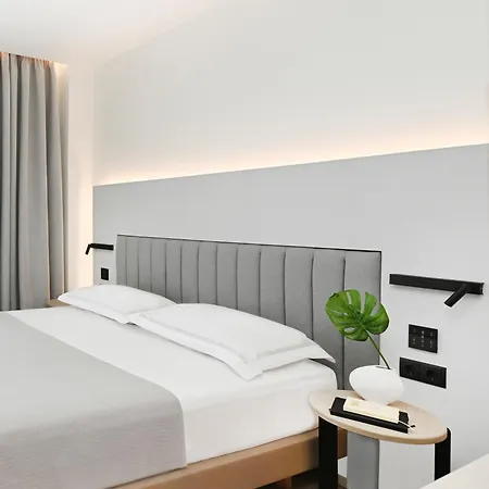 Icon Skg Apart-hotel 4*