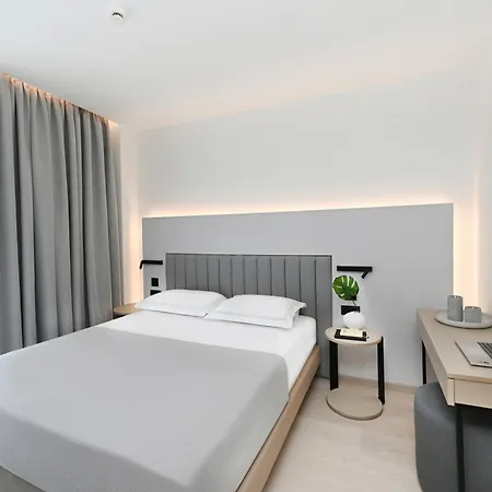 Icon Skg Apartmanhotel