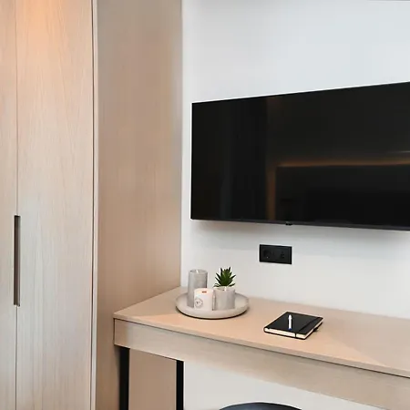 Icon Skg Apartmanhotel