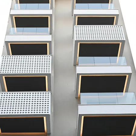 Icon Skg Lejlighedshotel 4*