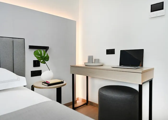 Hotel de apartamente Icon Skg 4*