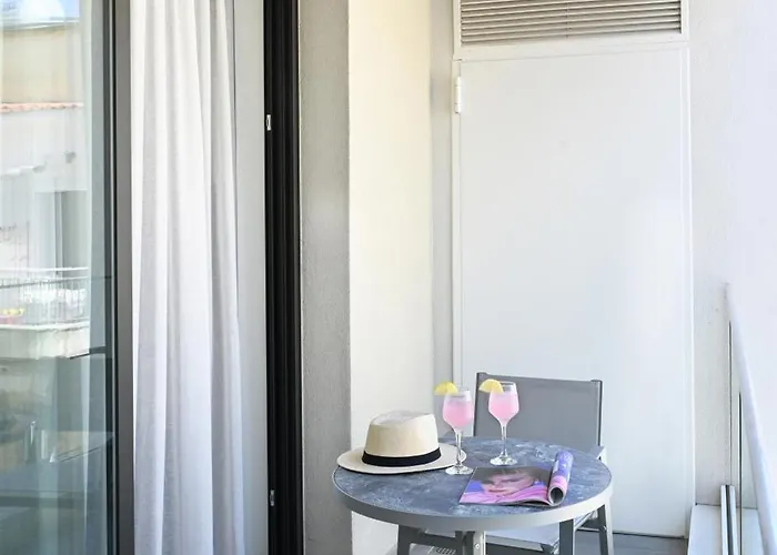 Hotel de apartamente Icon Skg 4*